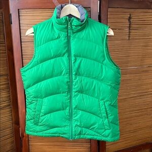 Lands' End Women’s M Vibrant Green Puffer Vest